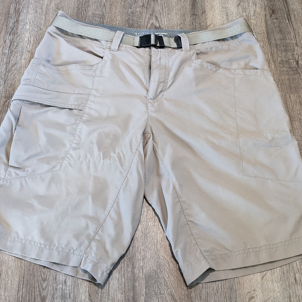 Mountain Hardwear shorts, 32 waist, tan